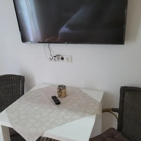 I24rooms - Gaestezimmer Mit Eigenem Garten Apartment