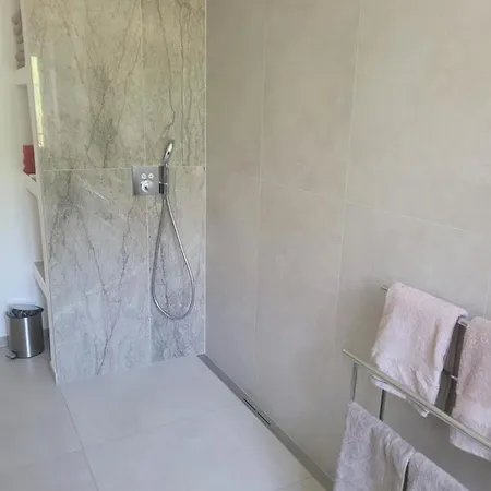 I24rooms - Gaestezimmer Mit Eigenem Garten *